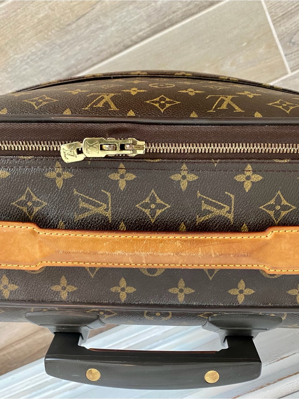 Pegase 45 Louis Vuitton Monogram Rolling Carry-On - OFFERS WELCOME - - Picture 5 of 16